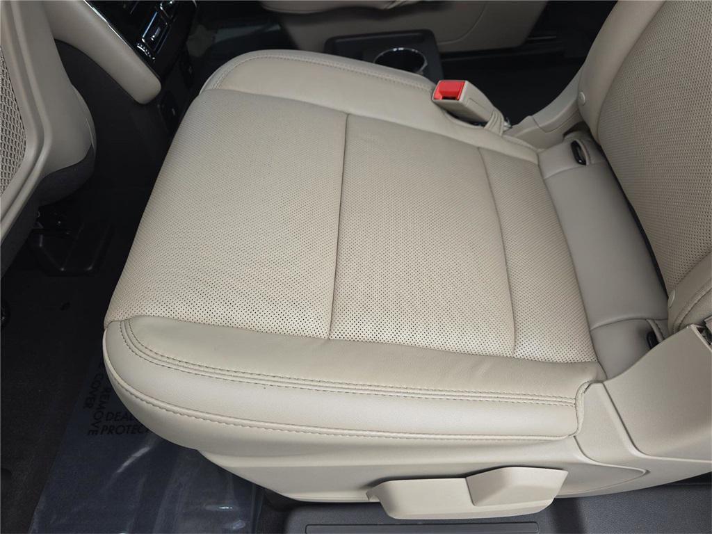 used 2022 Lincoln Aviator car, priced at $43,625