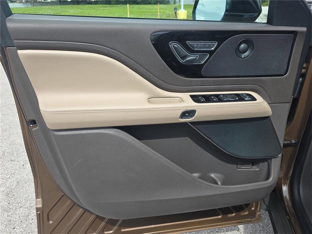 used 2022 Lincoln Aviator car, priced at $43,625