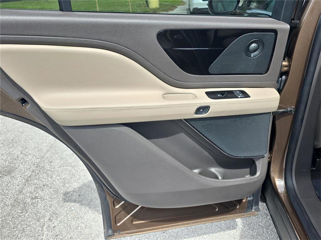 used 2022 Lincoln Aviator car, priced at $43,625