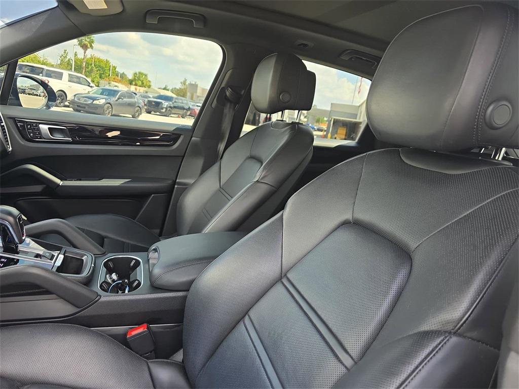 used 2020 Porsche Cayenne car, priced at $37,987