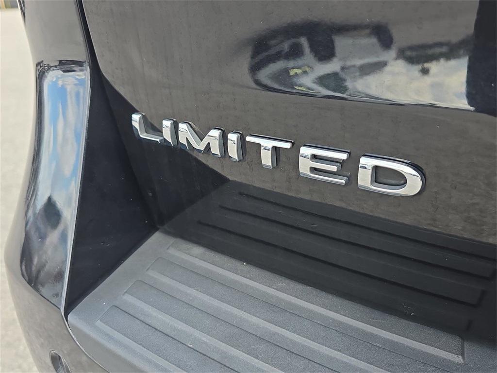 used 2023 Ford Expedition car, priced at $39,116