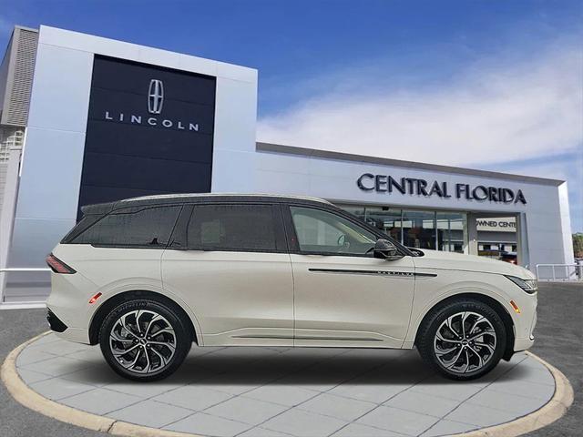 new 2024 Lincoln Nautilus car, priced at $59,011