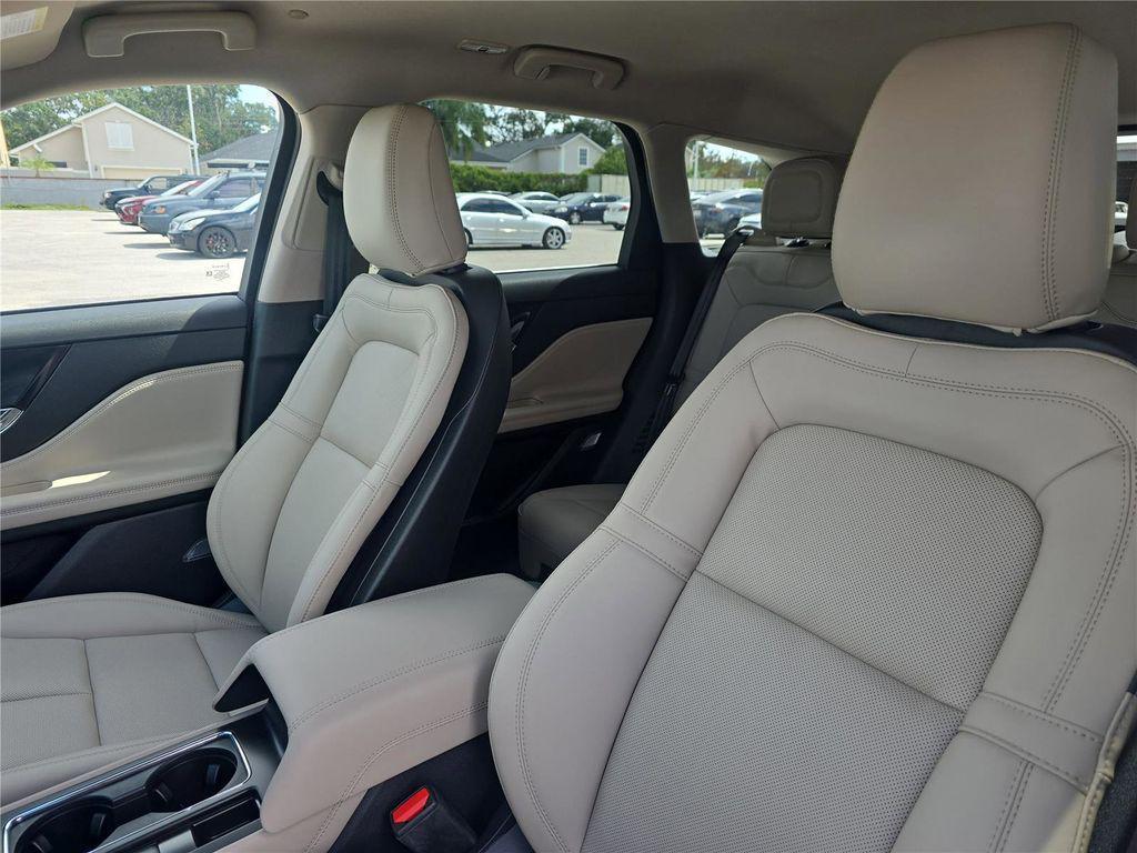 new 2025 Lincoln Corsair car, priced at $36,537