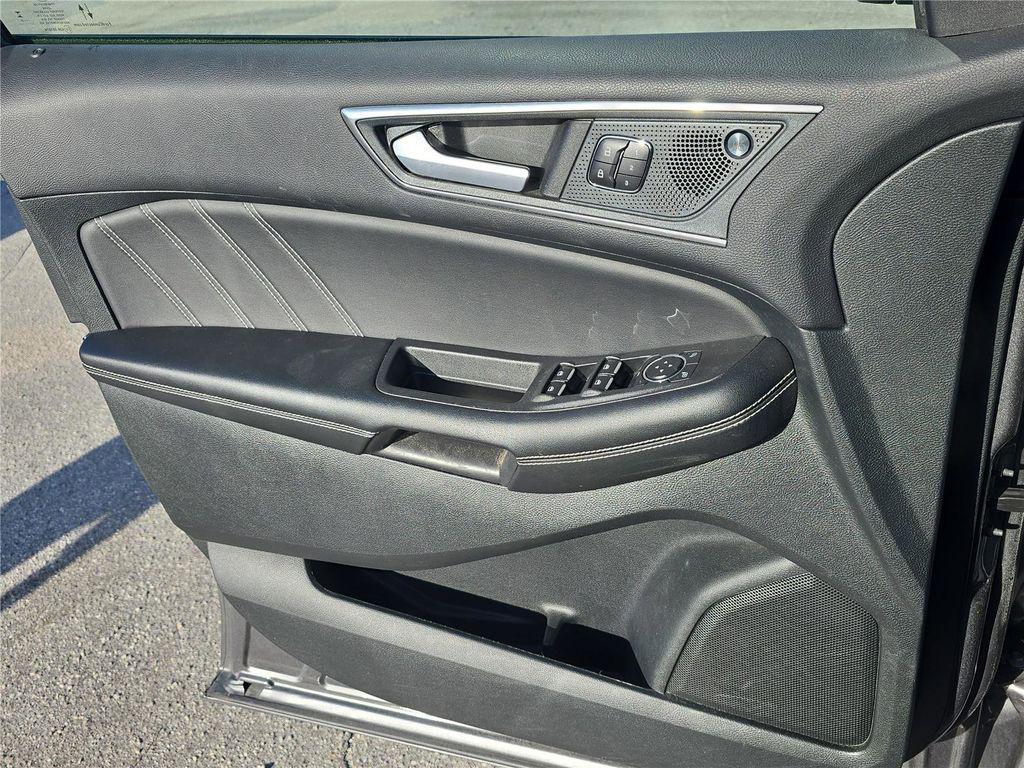 used 2023 Ford Edge car, priced at $28,798