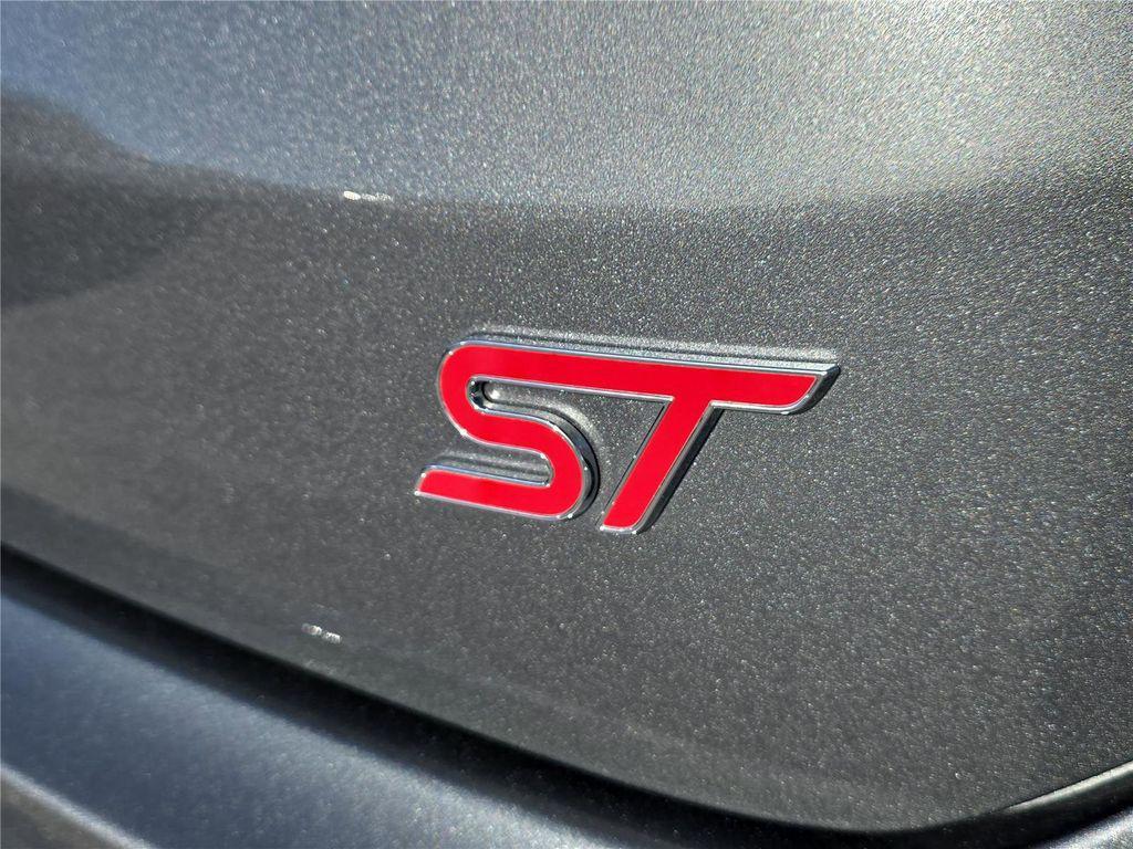 used 2023 Ford Edge car, priced at $28,798