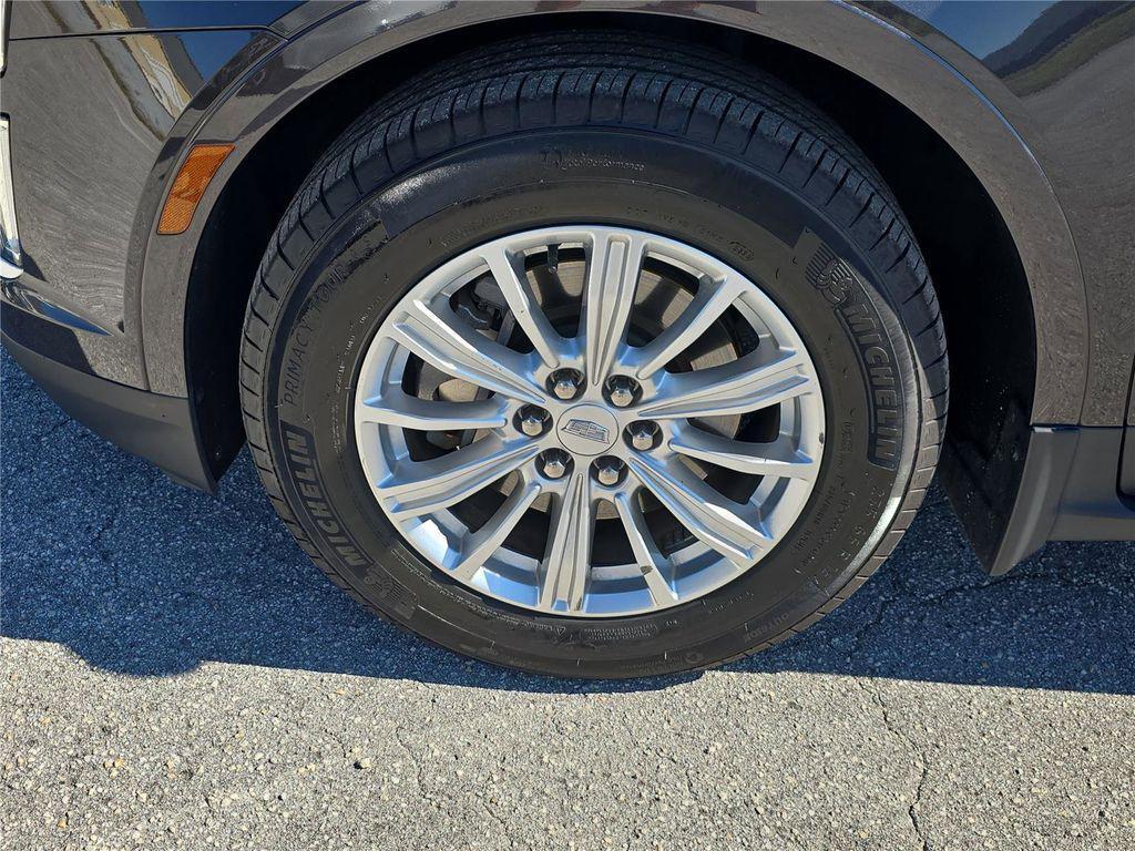 used 2018 Cadillac XT5 car, priced at $17,498