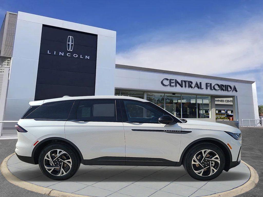 new 2025 Lincoln Nautilus car, priced at $58,499
