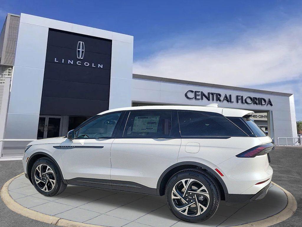 new 2025 Lincoln Nautilus car, priced at $58,499