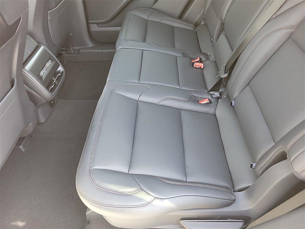 new 2025 Lincoln Nautilus car, priced at $54,718
