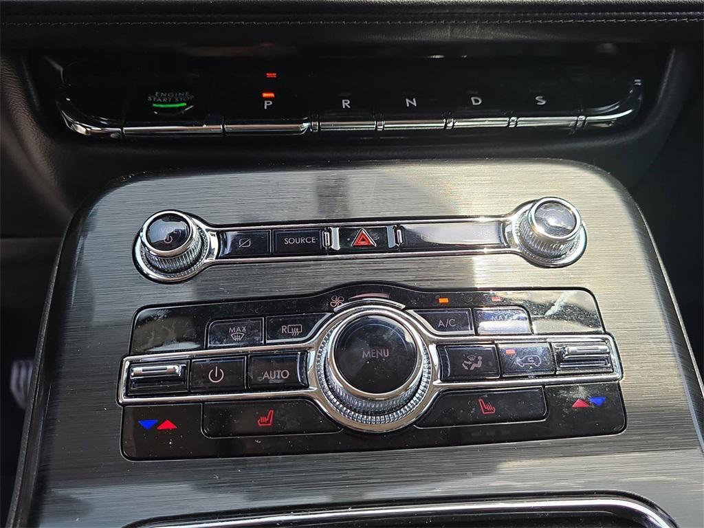 used 2021 Lincoln Nautilus car, priced at $25,171