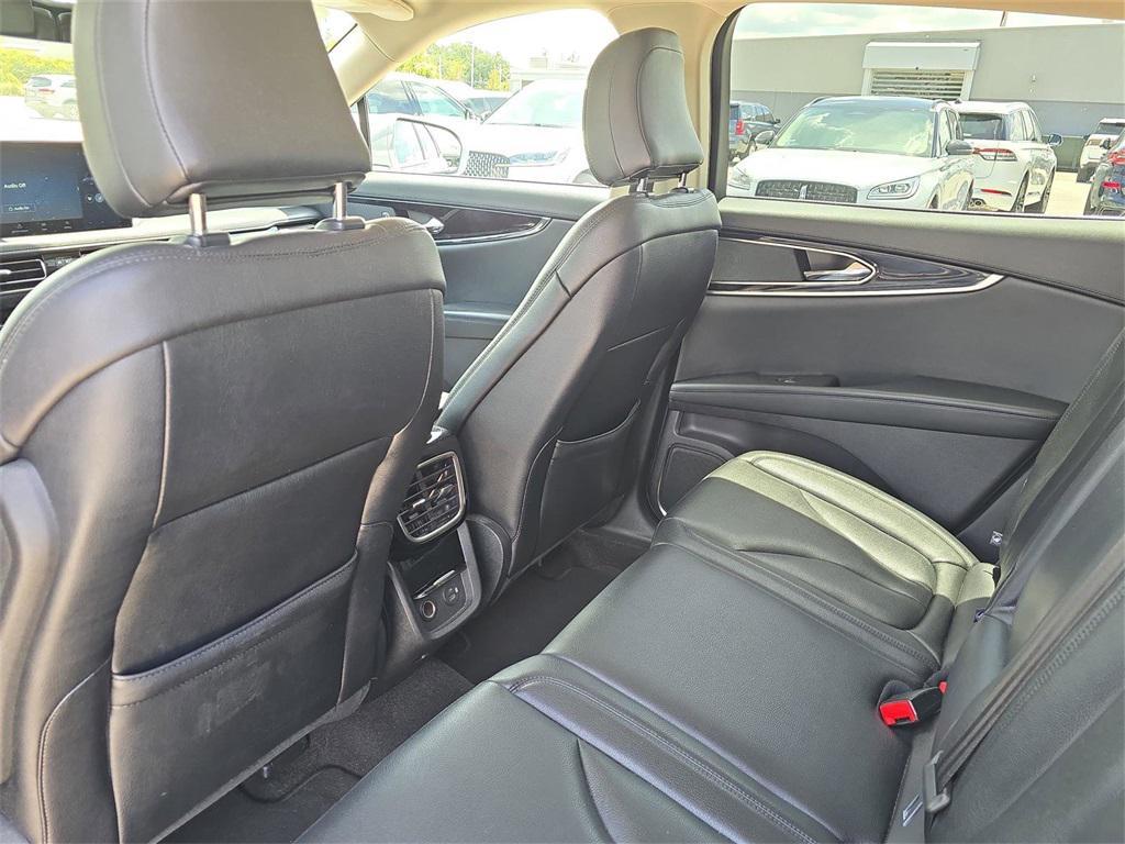 used 2021 Lincoln Nautilus car, priced at $25,171