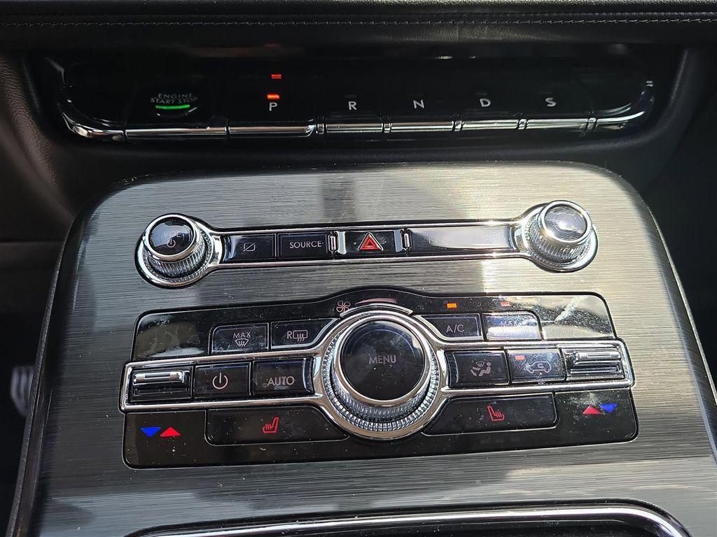 used 2021 Lincoln Nautilus car, priced at $22,998