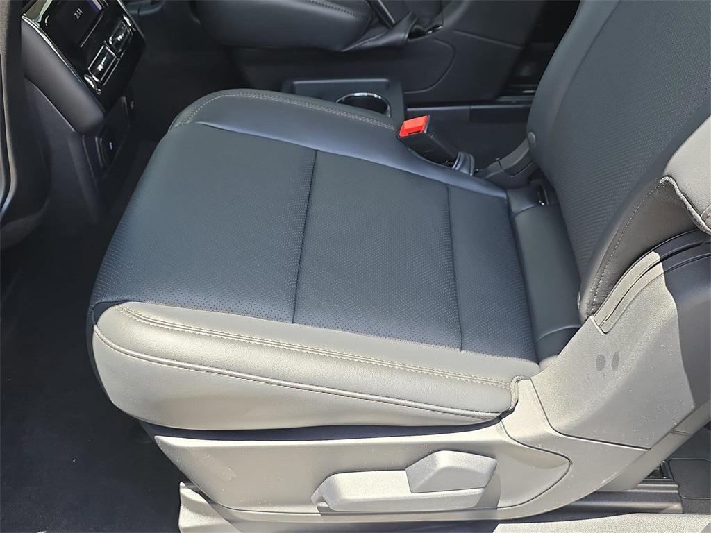 new 2025 Lincoln Aviator car, priced at $61,910