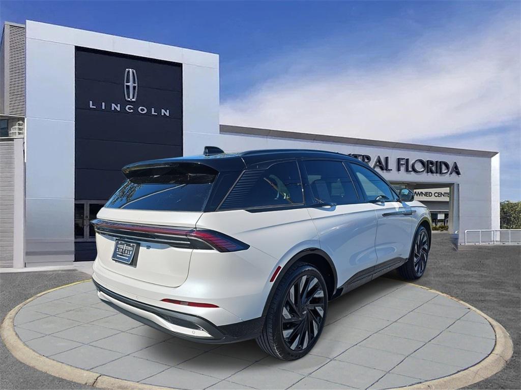 new 2025 Lincoln Nautilus car, priced at $67,114