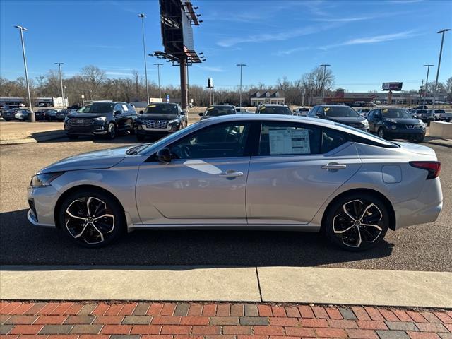 new 2025 Nissan Altima car, priced at $30,186