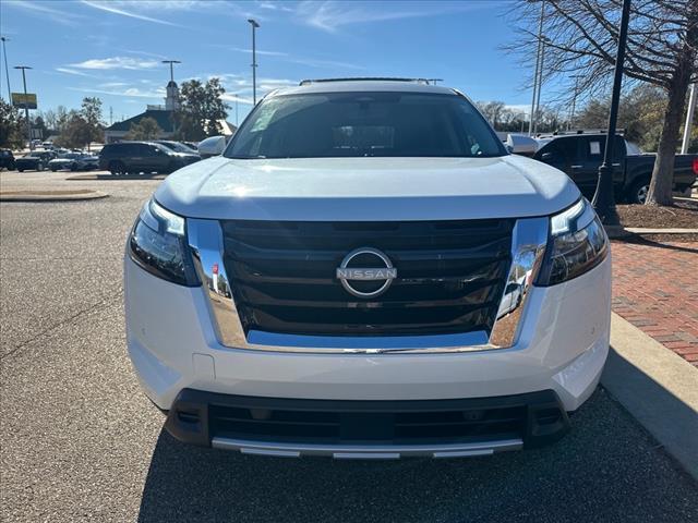 new 2025 Nissan Pathfinder car, priced at $46,314