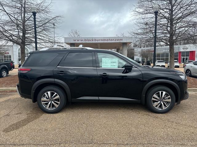 new 2025 Nissan Pathfinder car, priced at $42,809