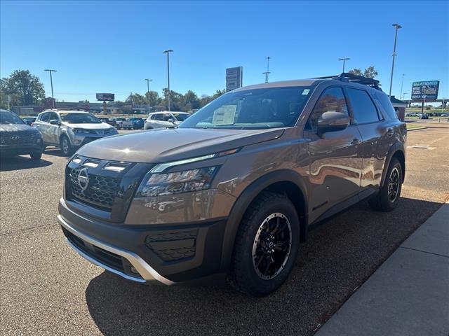 new 2025 Nissan Pathfinder car, priced at $46,341