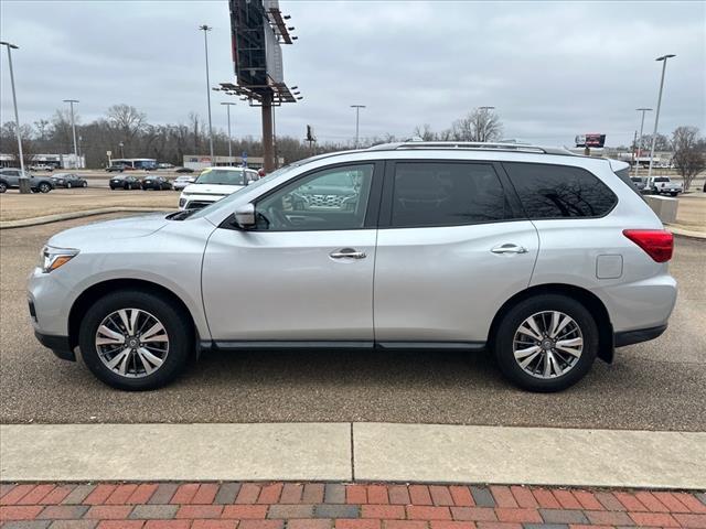 used 2020 Nissan Pathfinder car, priced at $19,097