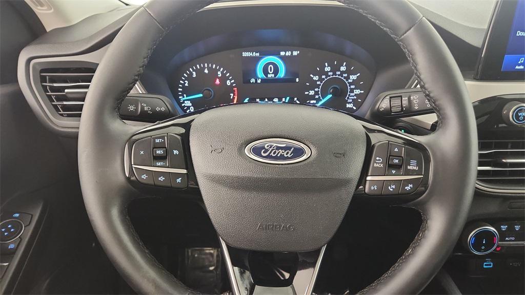 used 2022 Ford Escape car, priced at $24,344
