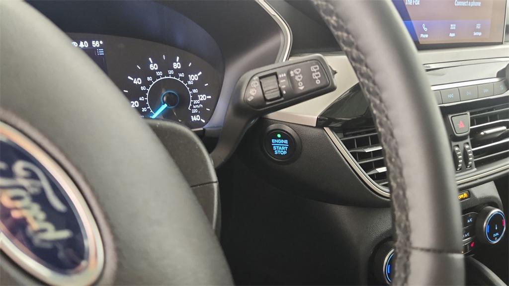 used 2022 Ford Escape car, priced at $24,344