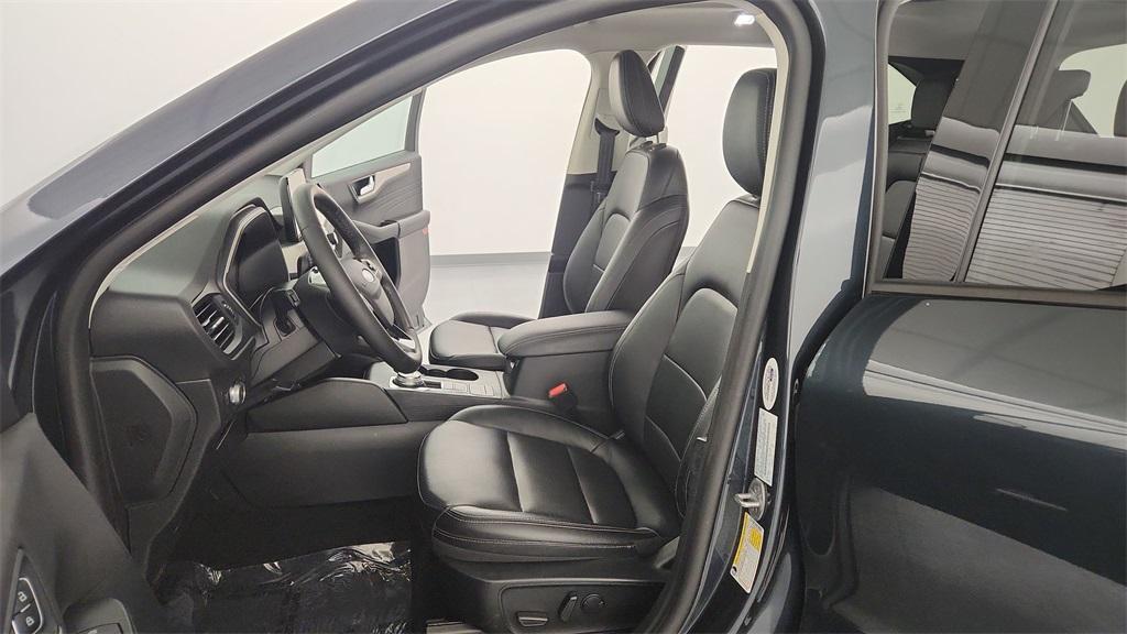 used 2022 Ford Escape car, priced at $24,344