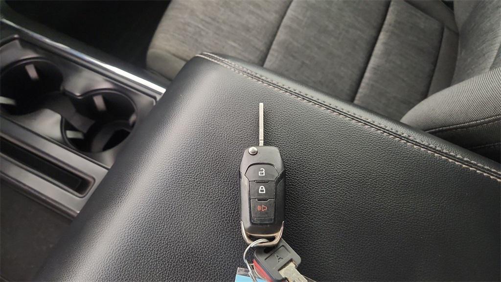 used 2021 Ford F-150 car, priced at $21,455