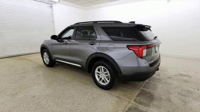 new 2025 Ford Explorer car, priced at $39,070