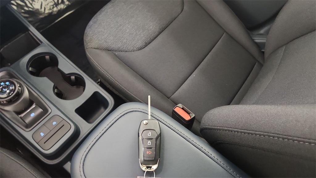 new 2025 Ford Maverick car, priced at $27,982