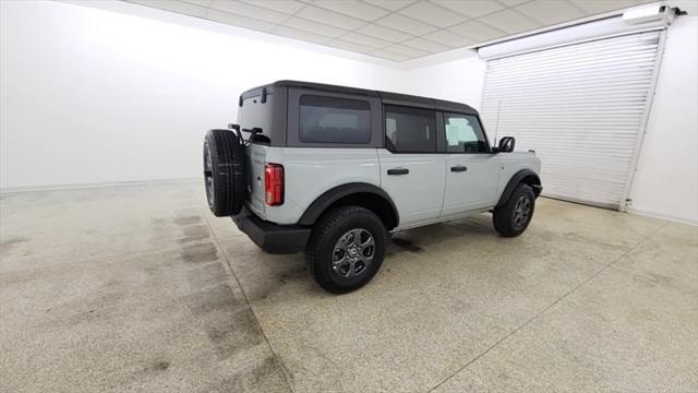 new 2024 Ford Bronco car, priced at $45,002