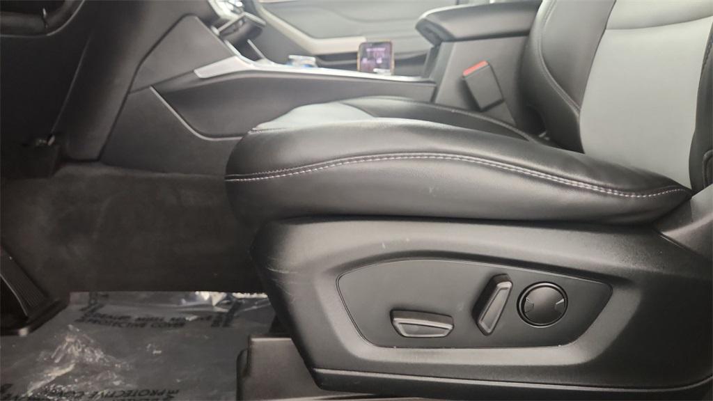 used 2022 Ford Explorer car, priced at $25,449