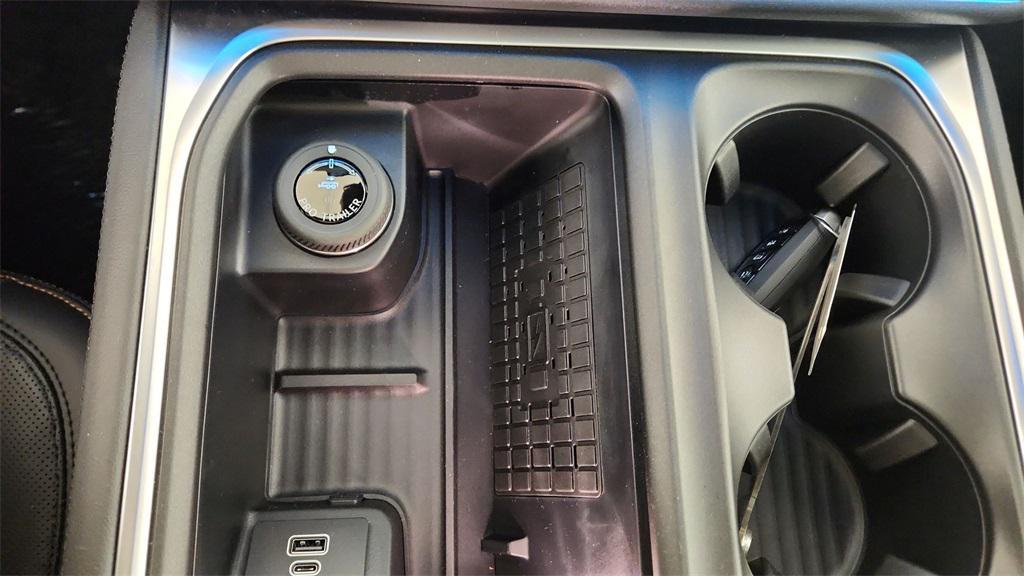 new 2025 Ford Expedition car, priced at $84,440