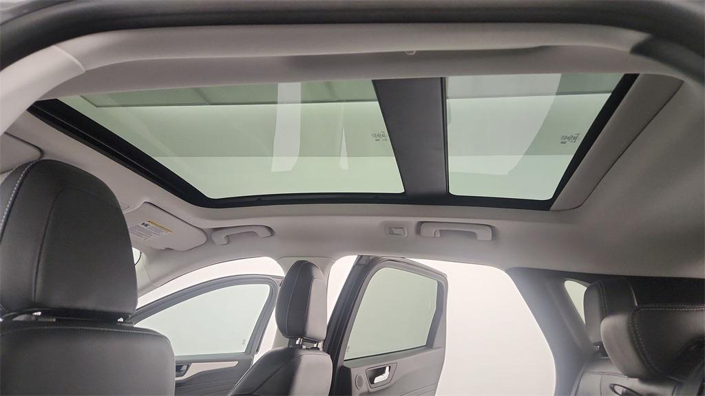 used 2022 Ford Escape car, priced at $24,741