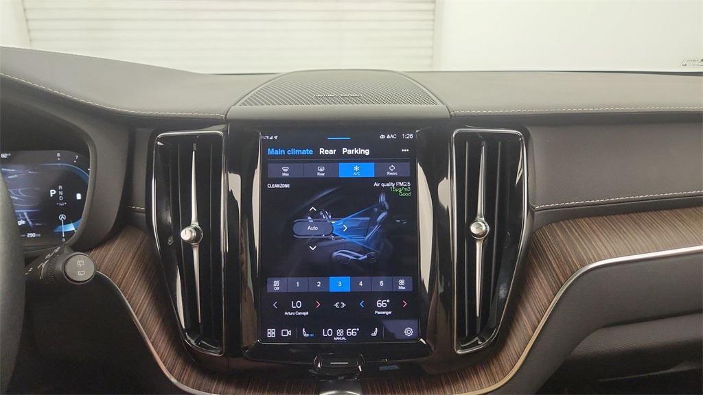 used 2022 Volvo XC60 car, priced at $29,494