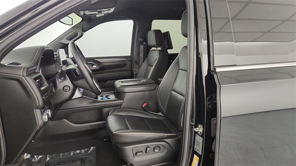 used 2024 GMC Yukon car, priced at $64,700