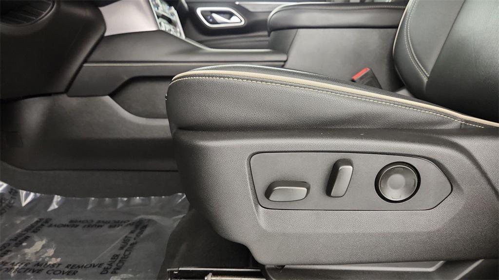 used 2024 GMC Yukon car, priced at $64,700