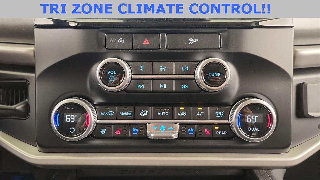 new 2024 Ford Expedition Max car, priced at $61,251