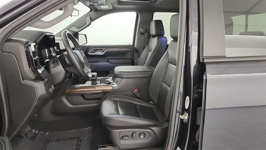 used 2023 Chevrolet Silverado 1500 car, priced at $44,455
