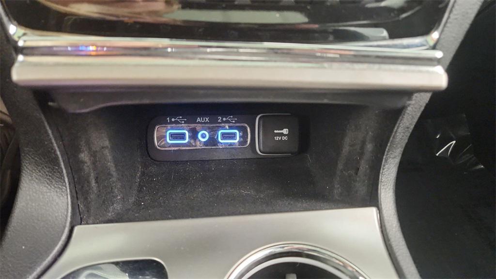 used 2021 Jeep Grand Cherokee car, priced at $21,892