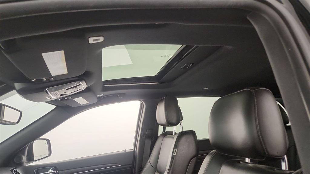 used 2021 Jeep Grand Cherokee car, priced at $21,892