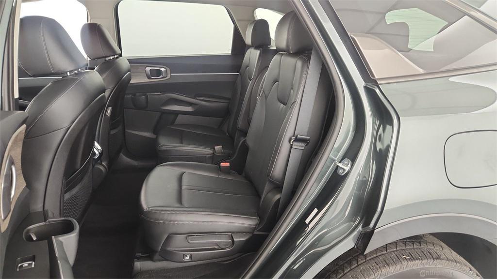 used 2023 Kia Sorento car, priced at $29,952