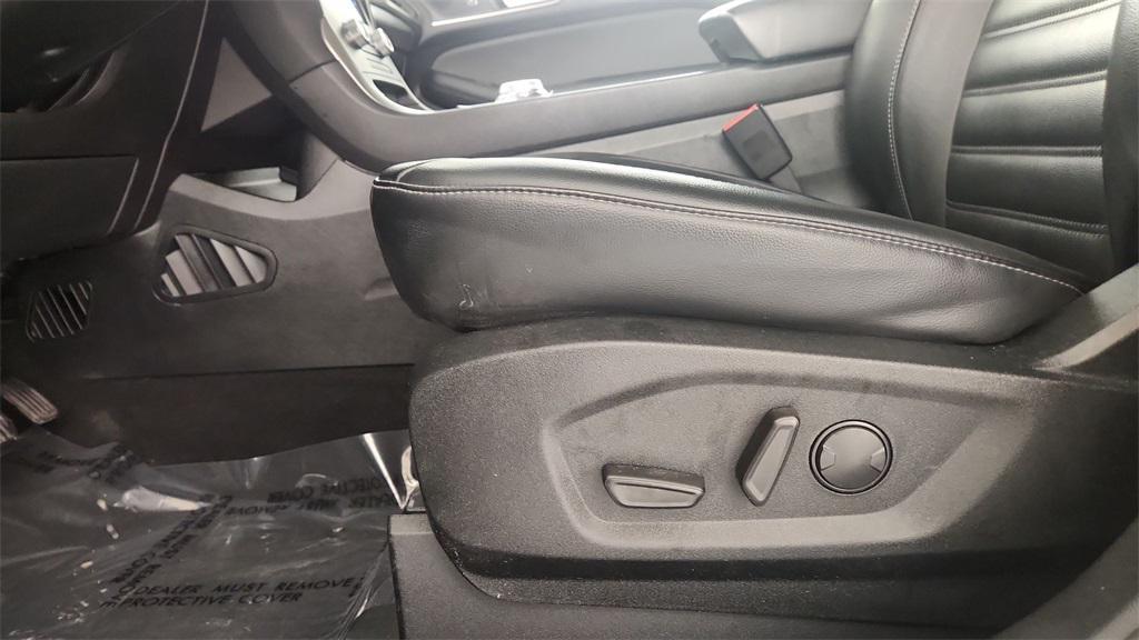 used 2022 Ford Edge car, priced at $24,828