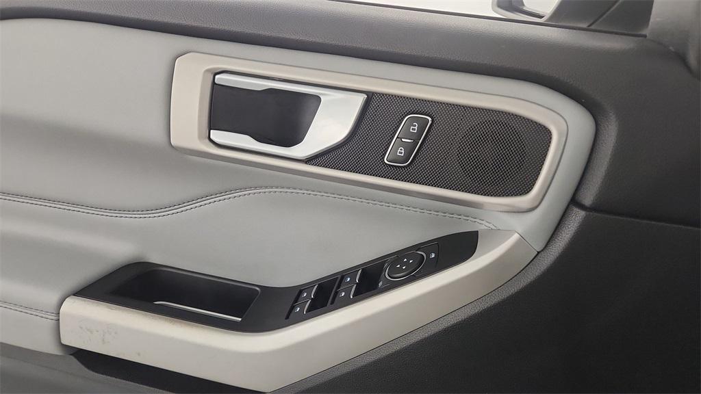 used 2022 Ford Explorer car, priced at $26,378