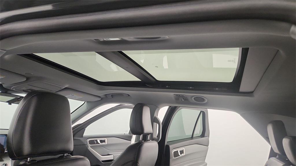 used 2022 Ford Explorer car, priced at $26,378