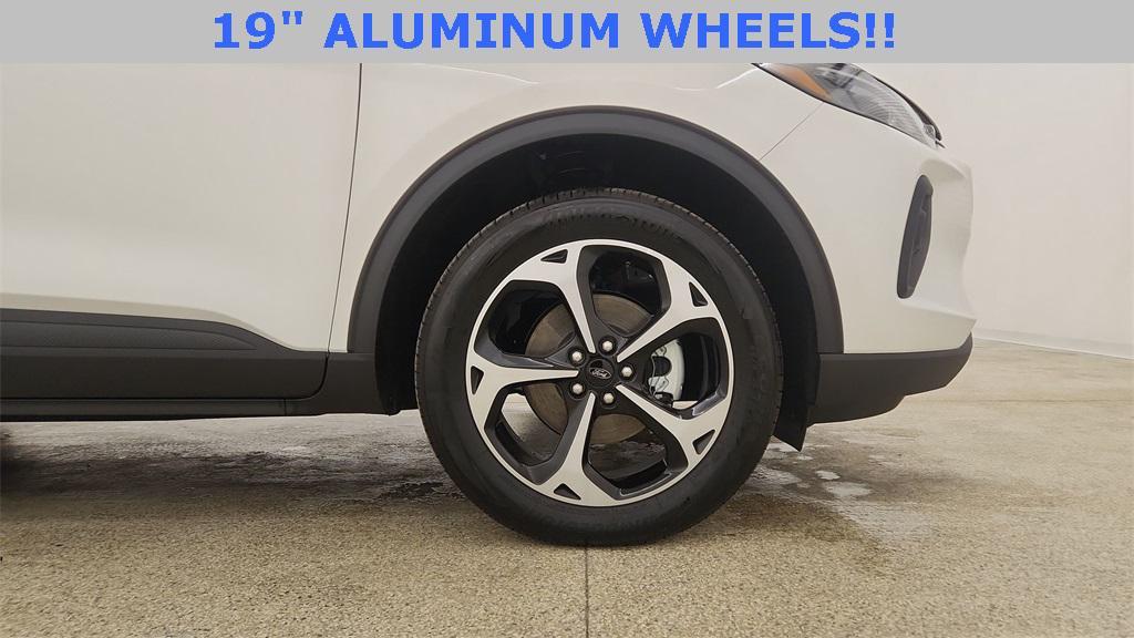 new 2025 Ford Escape car, priced at $30,821
