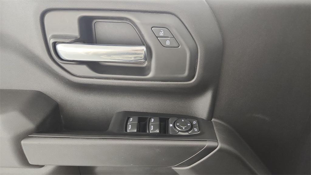 used 2022 Chevrolet Silverado 1500 car, priced at $35,473