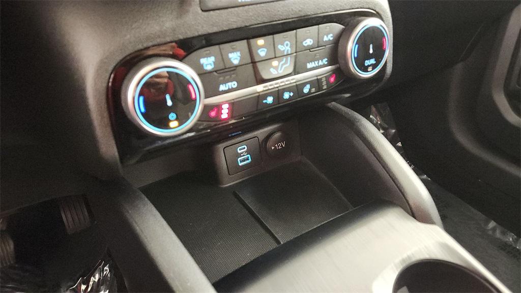 used 2022 Ford Escape car, priced at $23,334