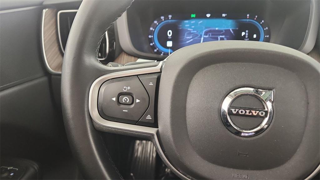 used 2022 Volvo XC60 car, priced at $20,711