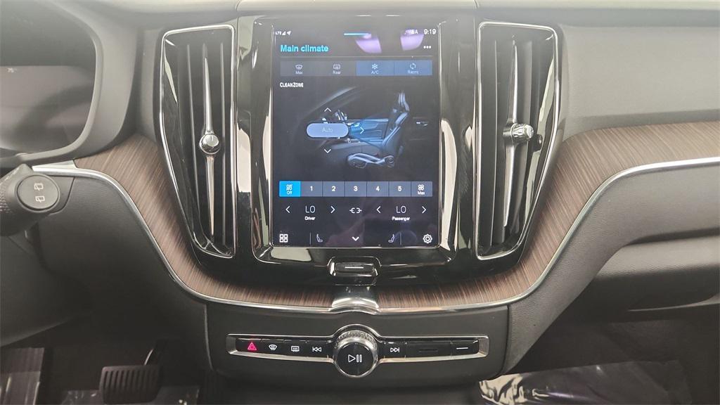 used 2022 Volvo XC60 car, priced at $20,711