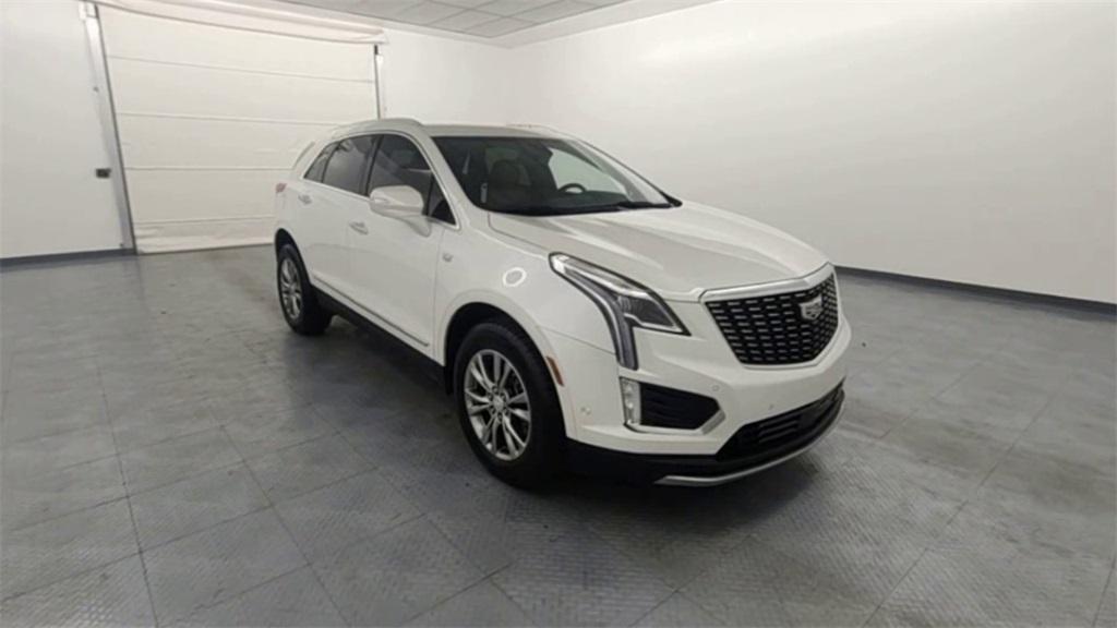used 2021 Cadillac XT5 car, priced at $25,338
